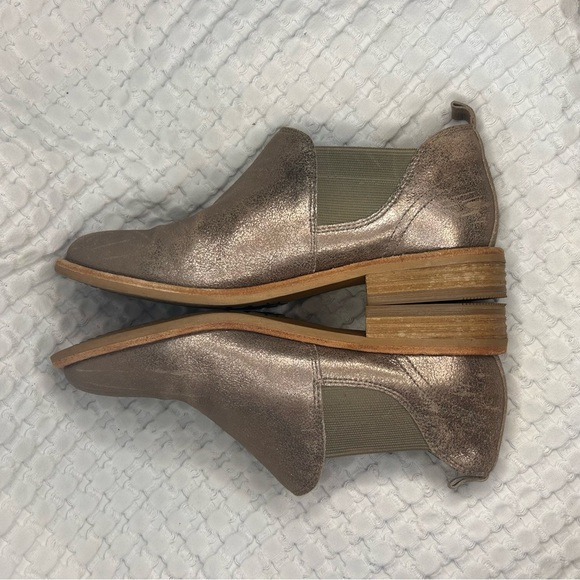 Clarks Metallic Leather Chelsea Ankle Boots Slip On Bronze Pewter 6M Women’s - Picture 5 of 7